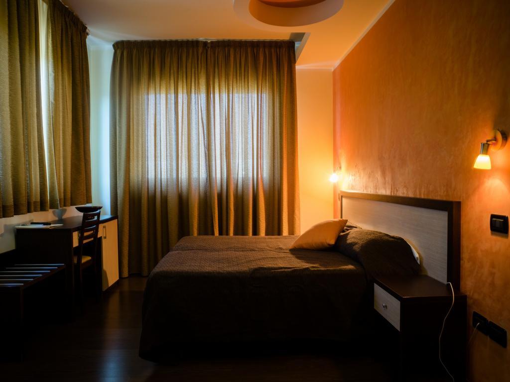 Hotel Select Atessa Ngoại thất bức ảnh
