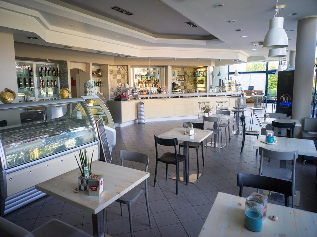 Hotel Select Atessa Ngoại thất bức ảnh
