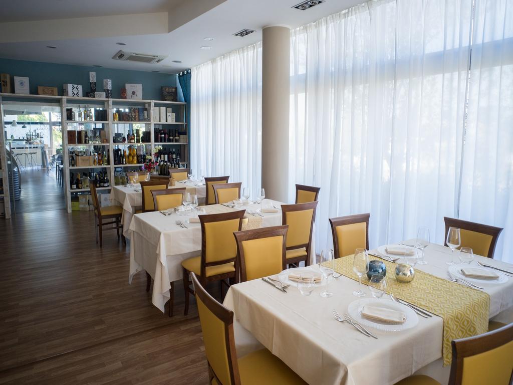 Hotel Select Atessa Ngoại thất bức ảnh