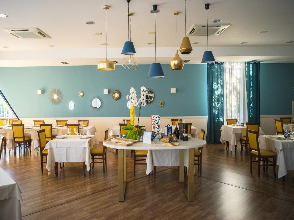 Hotel Select Atessa Ngoại thất bức ảnh
