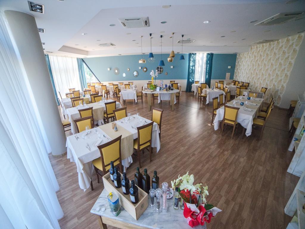 Hotel Select Atessa Ngoại thất bức ảnh
