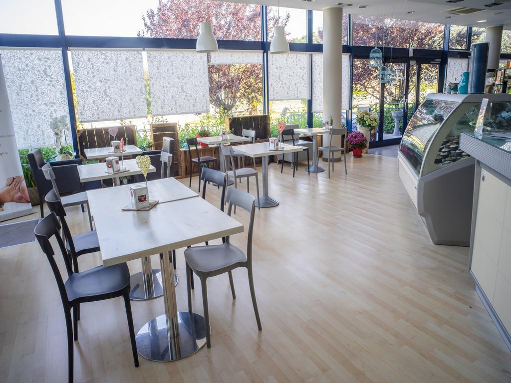 Hotel Select Atessa Ngoại thất bức ảnh